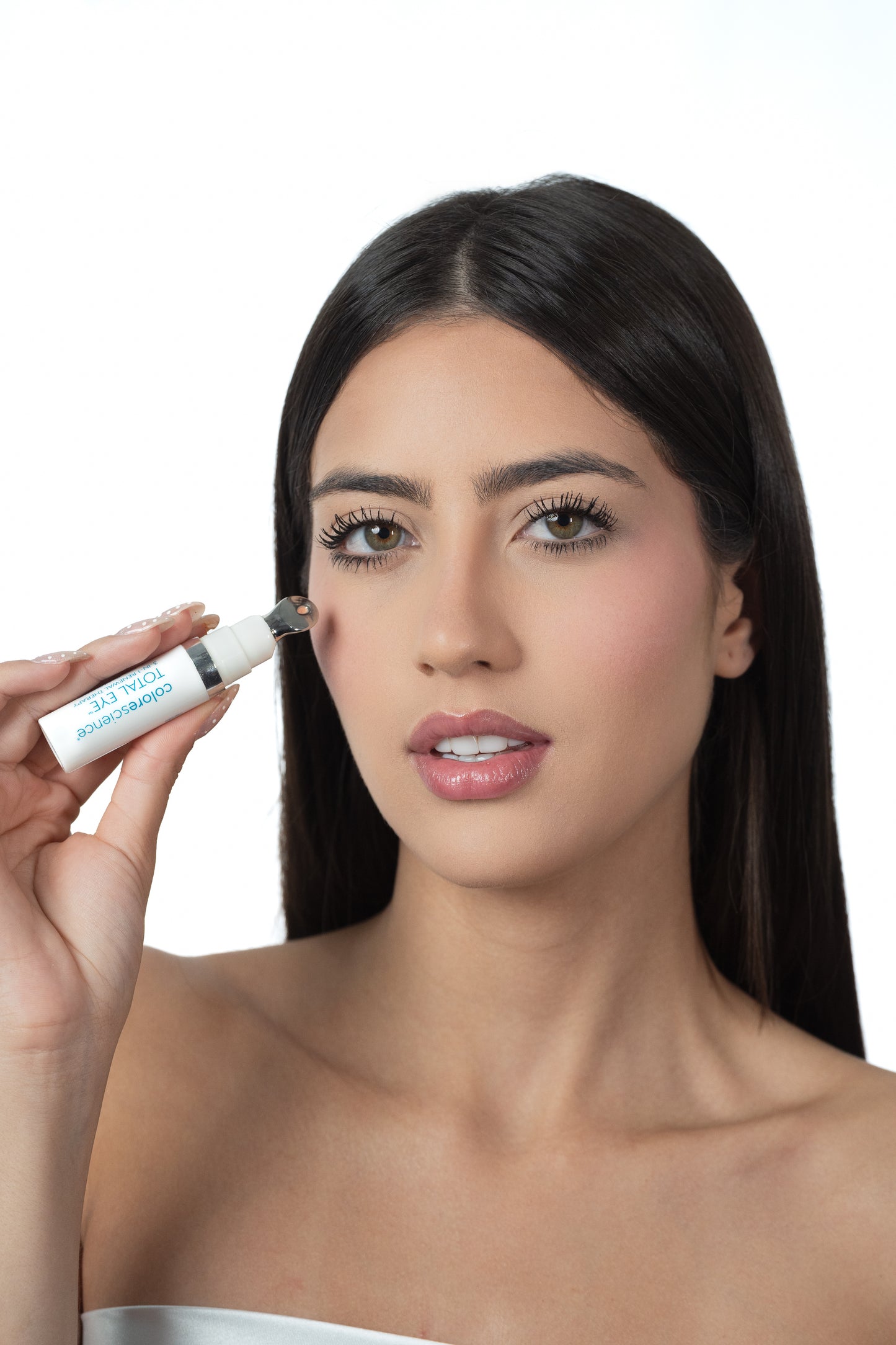 Medium Total Eye 3 in 1 Renewal Therapy SPF 35